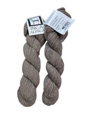 2 Hanks Classic Elite Inca Alpaca Yarn  Peru 50g 109 YD Color 1114 Lot 3651